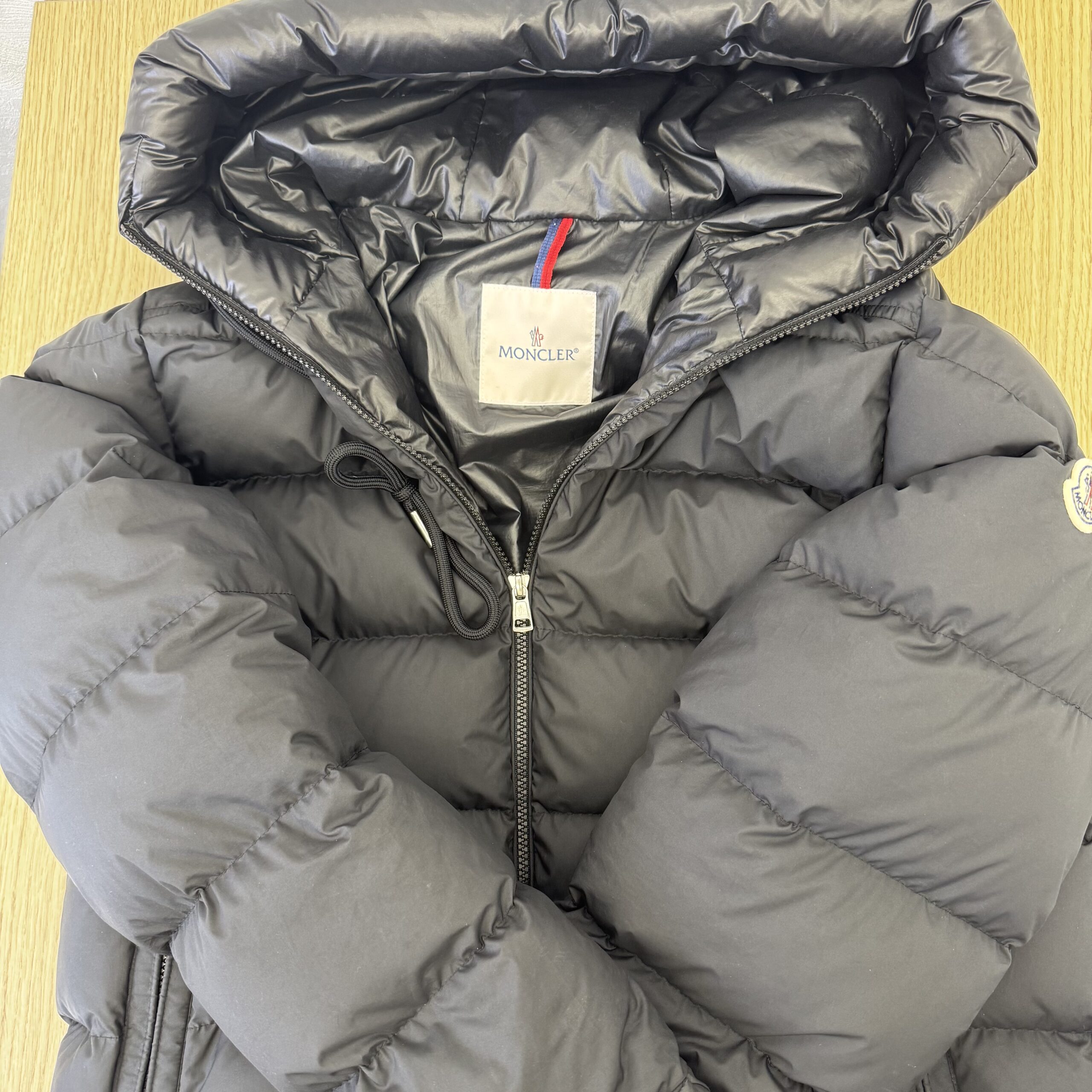 使わなくなったブランド服や靴は売れる？